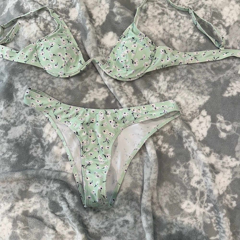 Romwe Green Bikini Set